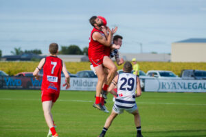 Gill returns to Eagles for tough test against Dees