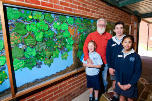 Sacred Heart Primary School’s family links grow with mural