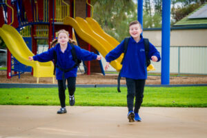 Merbein P-10 College enjoys class reunion