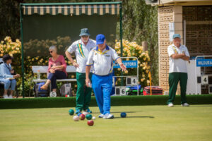 Hawks look to roll ladder leaders