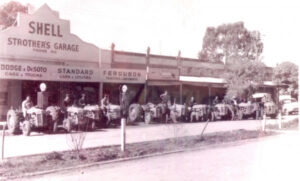 Peeps in the Past: Fergies face the floods