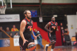 Heat shooters fire against unbeaten Panthers