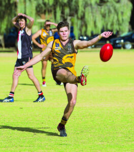 Millewa Football League round 13 preview: Gol Gol Hawks alive to Cardross threat