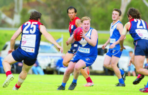 Hot Nangiloc charge into finale in grand style