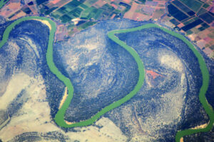 Region still ‘open for business’ despite algae alerts