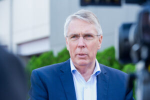 Walsh: Virus bungles leave state isolated