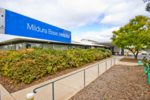 Mildura Base Hospital handover on track, says chairman
