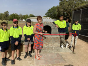 Chaffey Secondary College students unveil new pizza oven