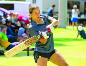 Teagan fights rearguard action in semi