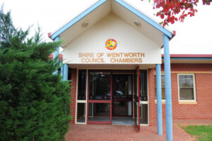 Council talks over Wentworth shed