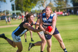 Footy fix – A draw, a thriller and two broken droughts