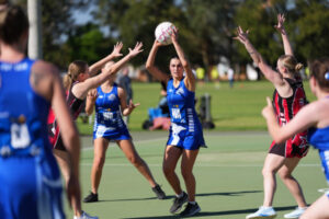 Kangas to clash with Dees