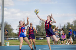 Mildura looks to close the gap on unbeaten Wentworth